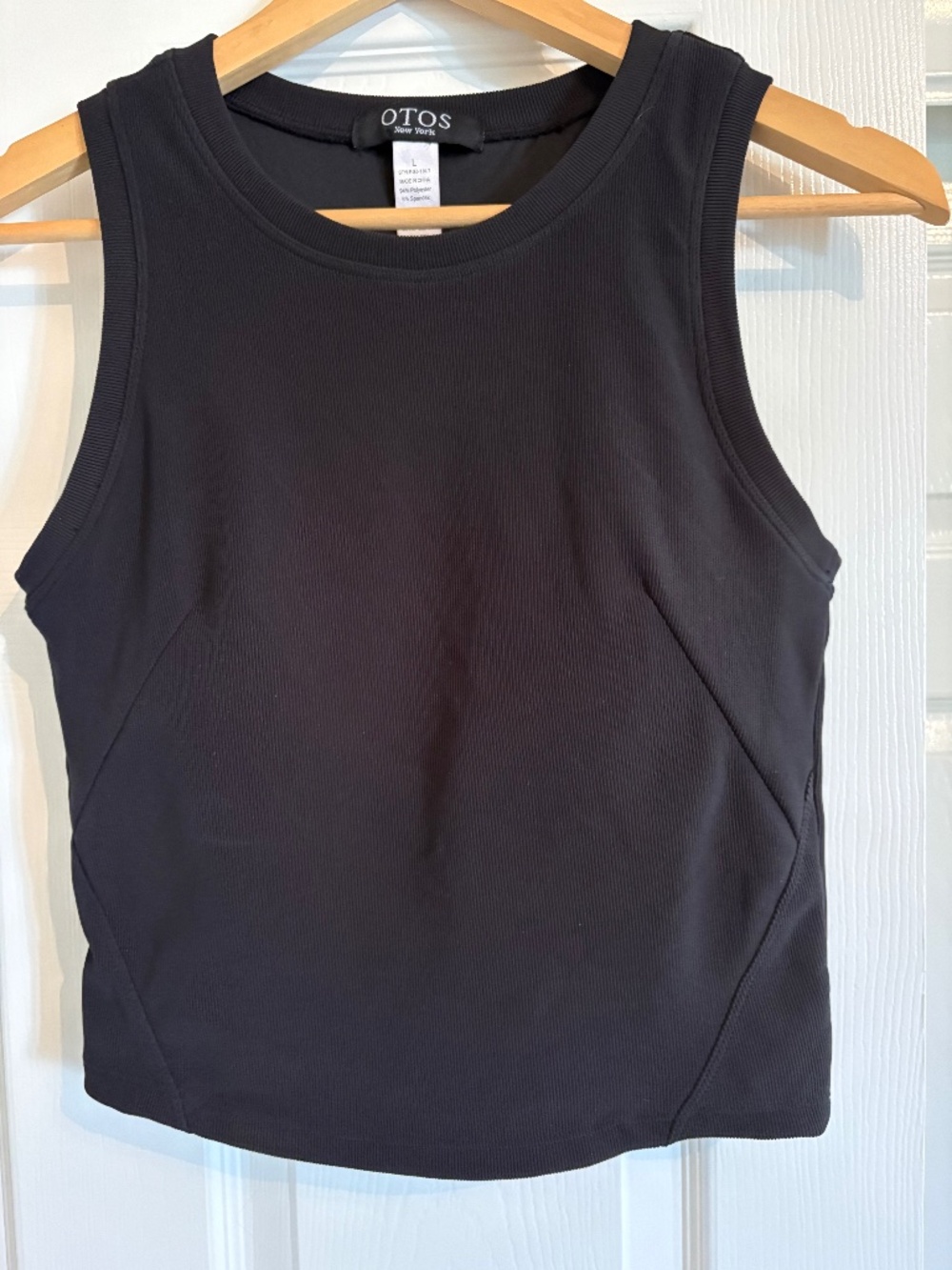OTOS Crop Top
